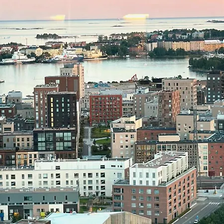 Scandinavian Minimalist Seaside Flat On Metro With Downtown View 赫尔辛基